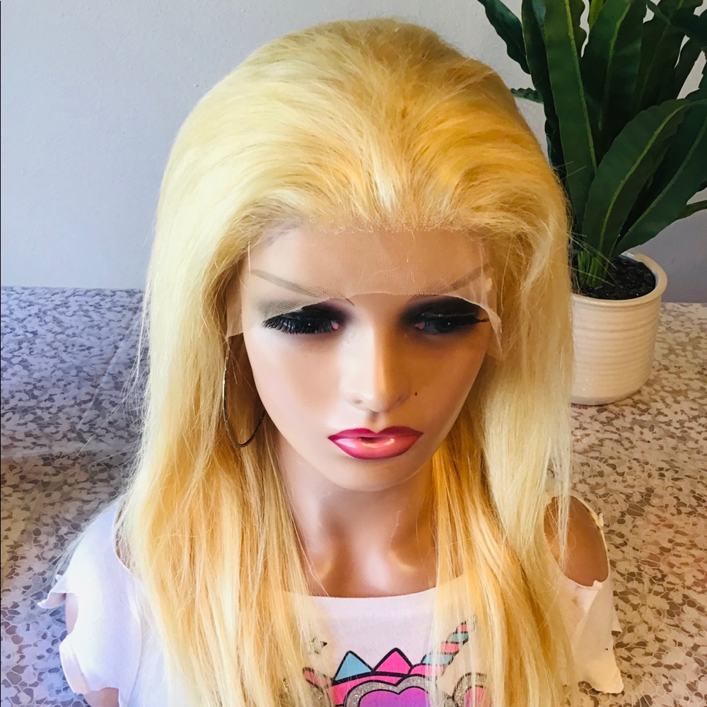 100% Human Hair Looks Natural This Wig make you looks more gorgeous